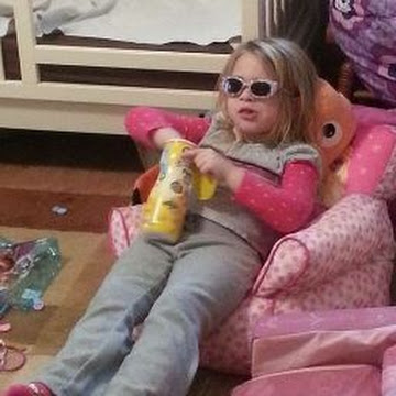 Profile photo of จิรัชญา ทองมาเอง