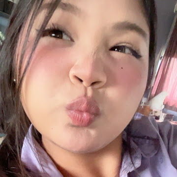 Profile photo of แพรวา บางลาภ